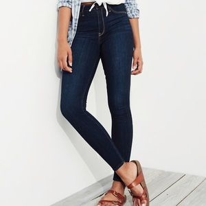Hollister High Waisted Blue Jeans